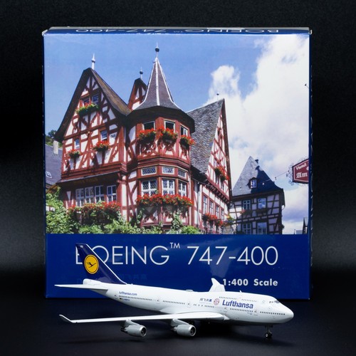Lufthansa boeing 747 400 - lufthansa,