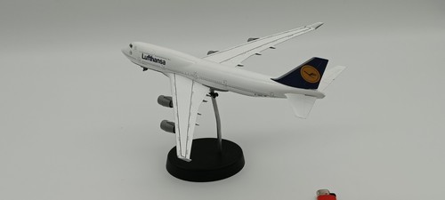 Limox boeing 747 lufthansa - limox,