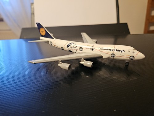 Herpa wings 500 - 1:500, (germany)