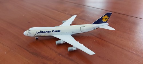 Flugzeugmodell boeing 747f - boeing,